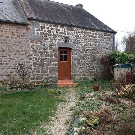 בית נופש Le Petit Roussel *