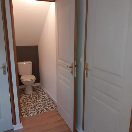 Le Petit Roussel בית נופש *