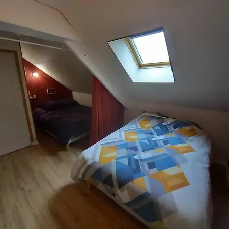 Le Petit Roussel בית נופש Putanges